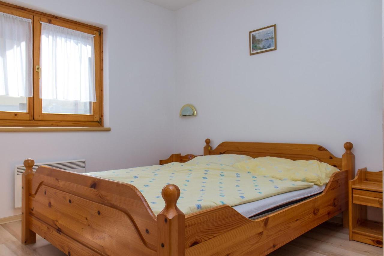 Familia Apartment 100/3 Balatonmariafurdo Bagian luar foto